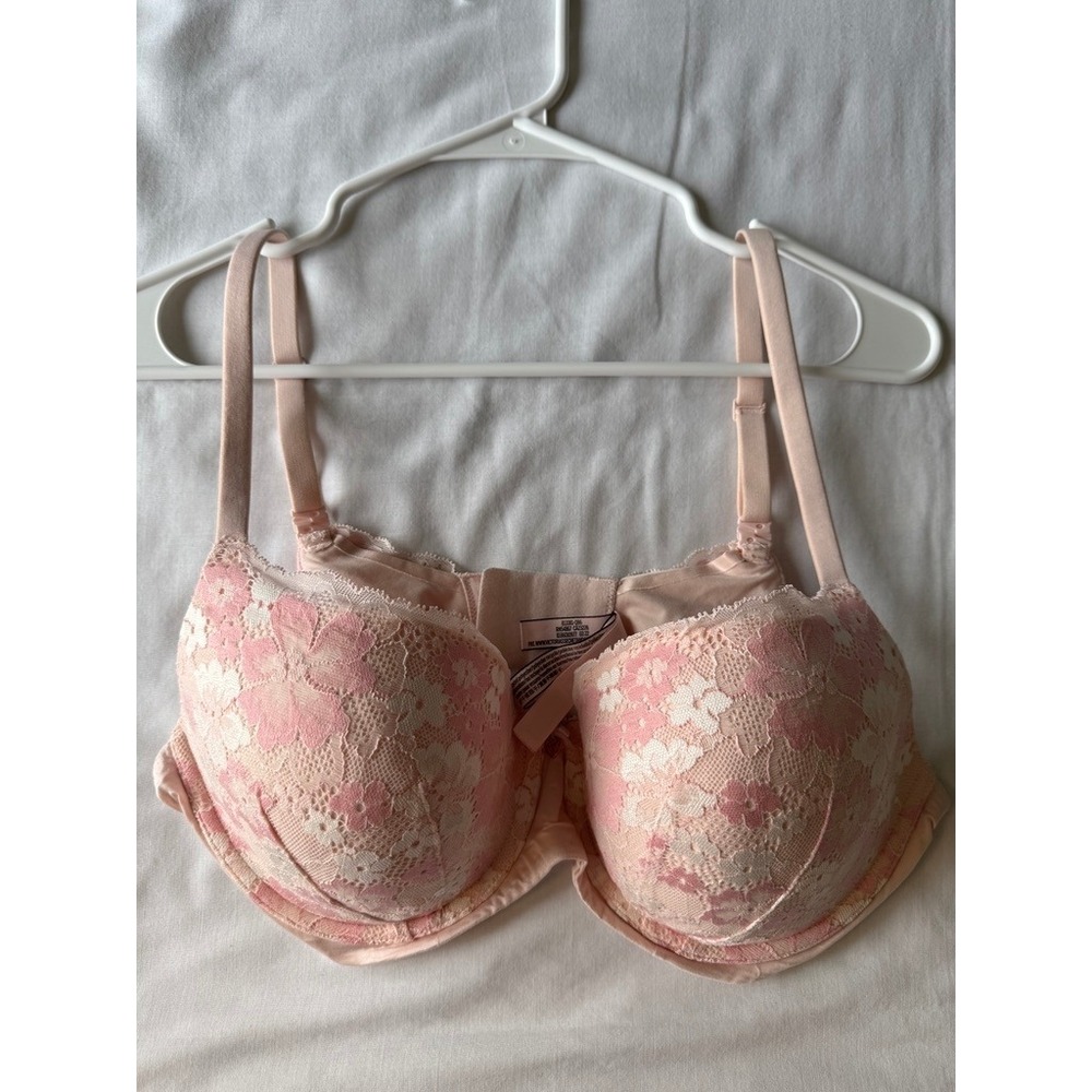Victoria's Secret Womens Pink Floral Lace Lined Demi Bra 38D Coquette Romantic